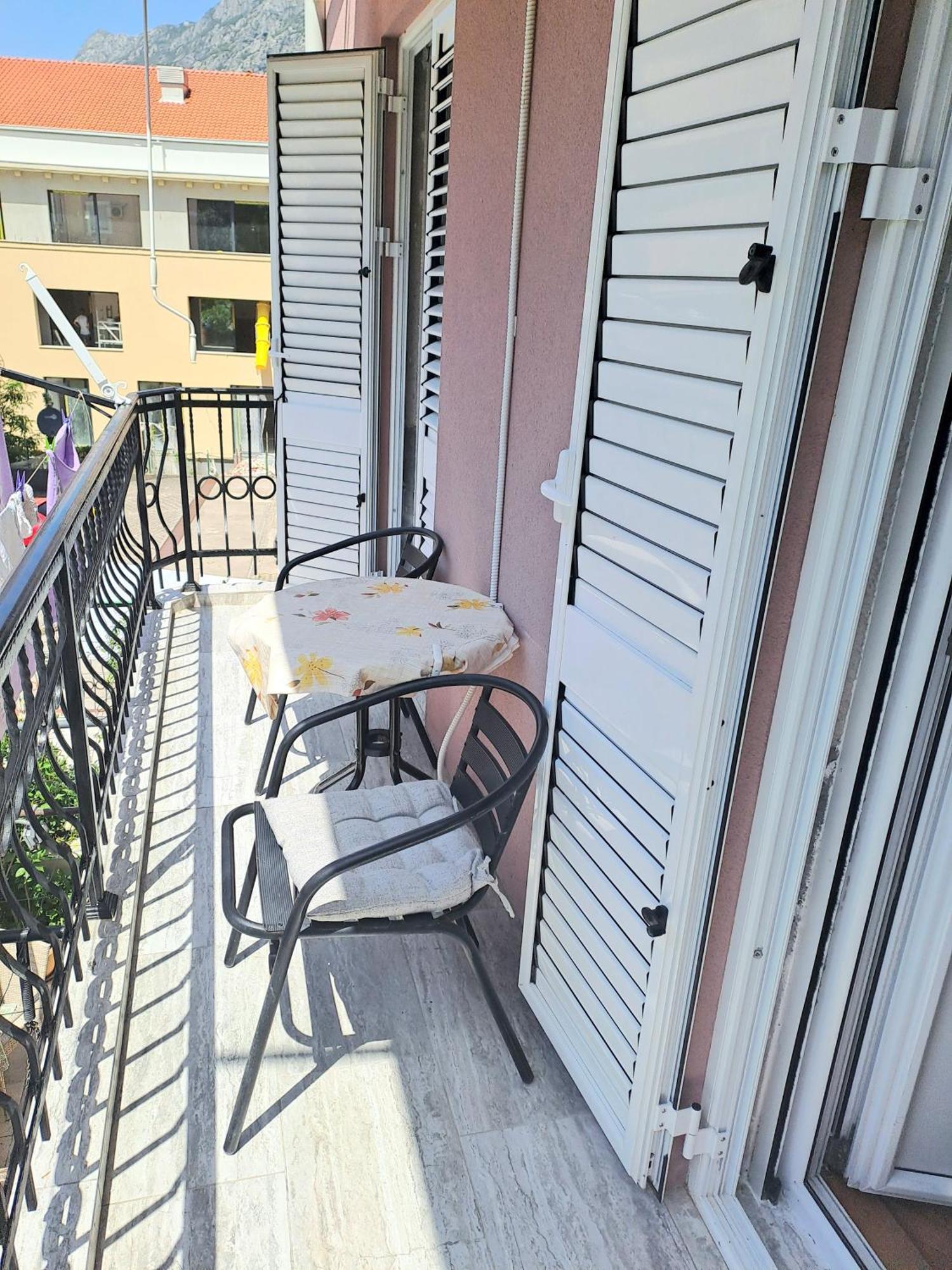 N&B Apartment Kotor Exterior foto